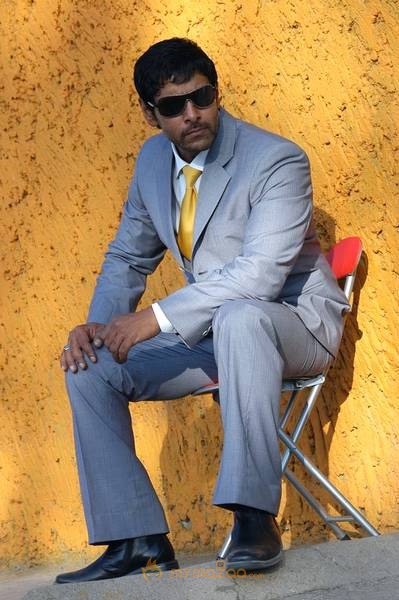 Hot Vikram Photo Gallery