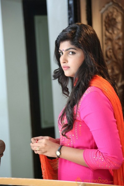 Actress Naina Sarvaar Latest Stills