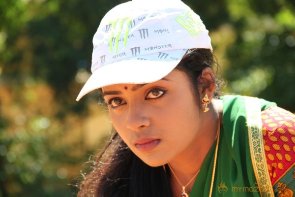 Amala Rose Tamil Heroine Hot Stills