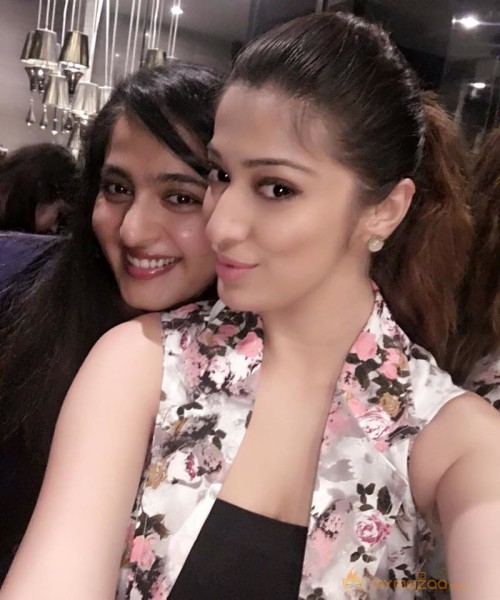 Anushka selfie and Raai Lakshmi Rai Selfi Pics