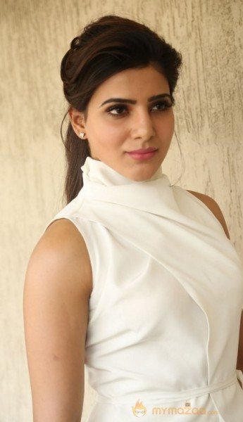 Cute Samantha Latest Photos