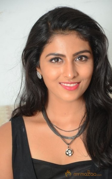 Kruthika Hot Black Dress Glam Pics