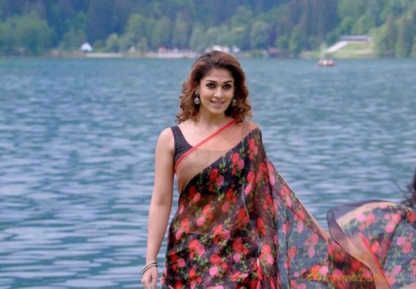 Nayantara Cute Saree Stills