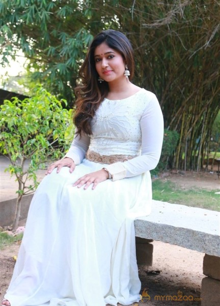 Poonam Bajwa's Muthina Kathirika Movie Still