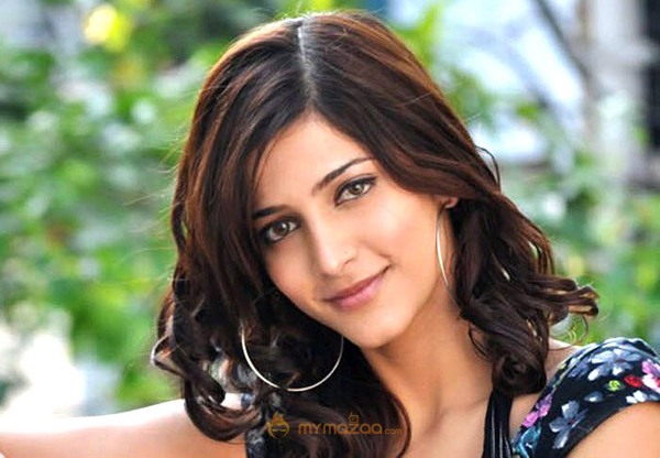 Sruthi Hassan stills