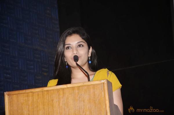 Aal Tamil Movie Press Meet Photos