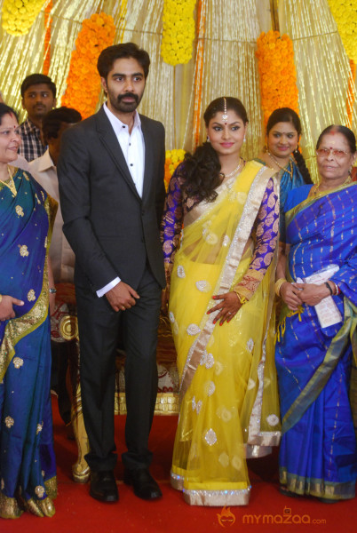 Actor Veera Bahu Wedding Reception Photos Gallery 