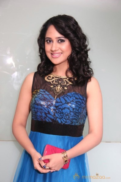 Actress Mia George Latest Photos