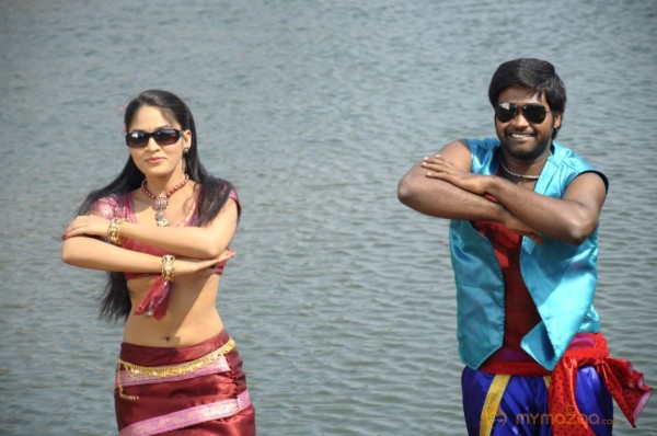 Adhu Vera Idhu Vera Movie Hot Photos