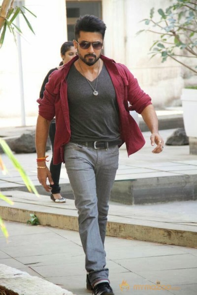 Anjaan Movie Samantha And Surya Stills