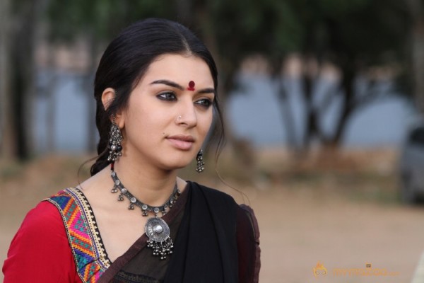 Aranmanai Movie Latest Stills