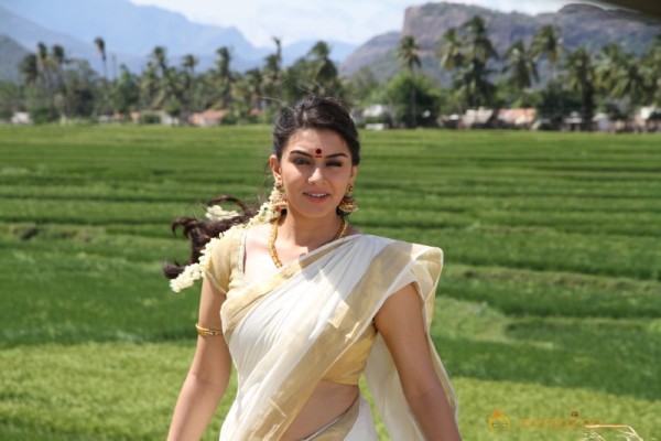 Aranmanai Movie Latest Stills