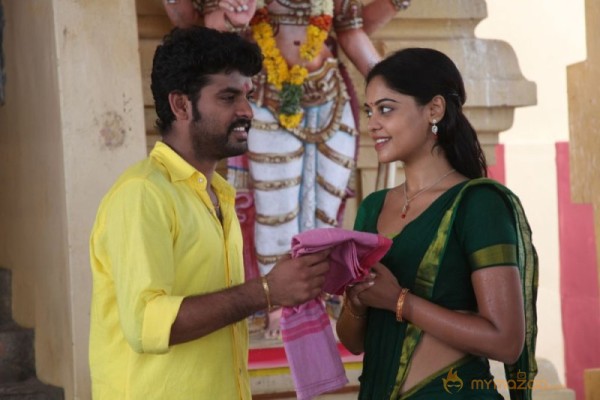 Bindhu Madhavi Latest photos Desingu Raja Movie