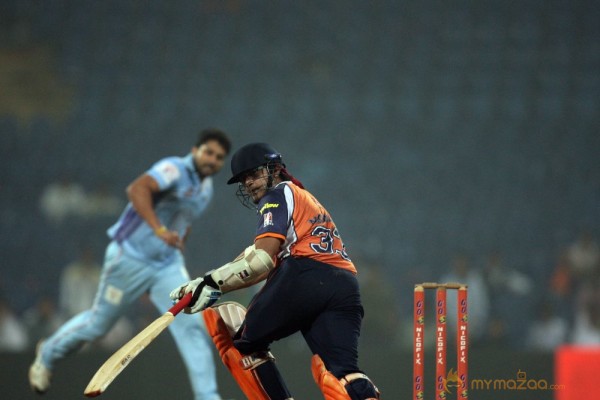 CCL 4 Veer Marathi Vs Bhojpuri Dabanggs Match Photos