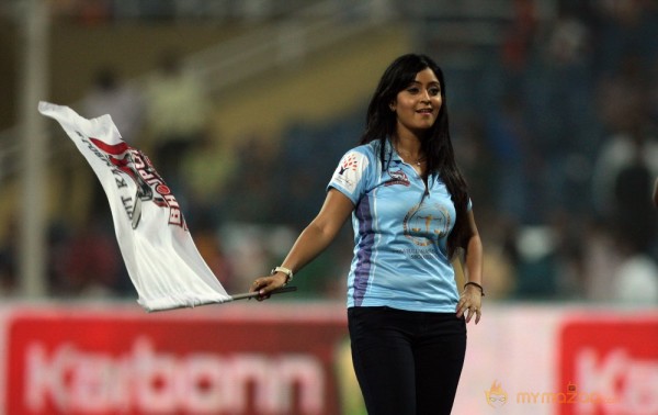 CCL 4 Veer Marathi Vs Bhojpuri Dabanggs Match Photos