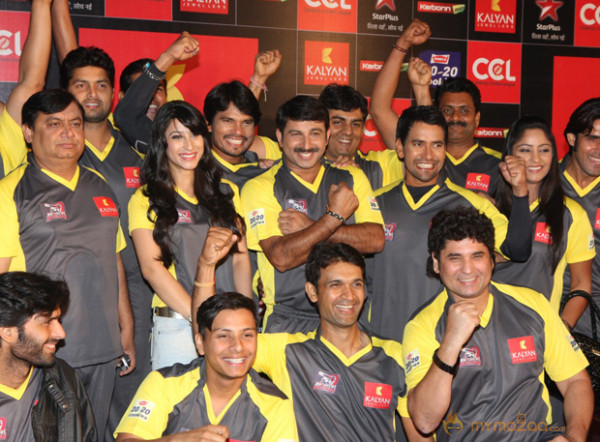 CCL Season 3 Curtain Raiser Photos