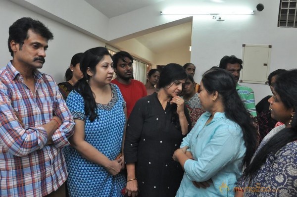 Celebrities Pay Last Respects to Actress Jyothilakshmi 