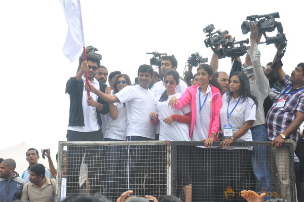 Celebs at 10 K Run Event Photos