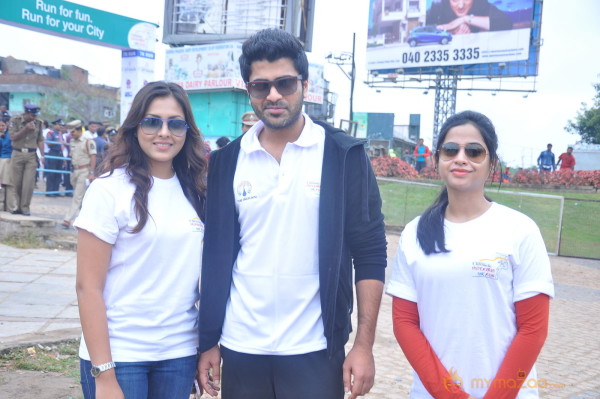 Celebs at 10 K Run Event Photos