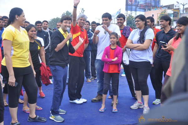 Celebs at 10 K Run Event Photos