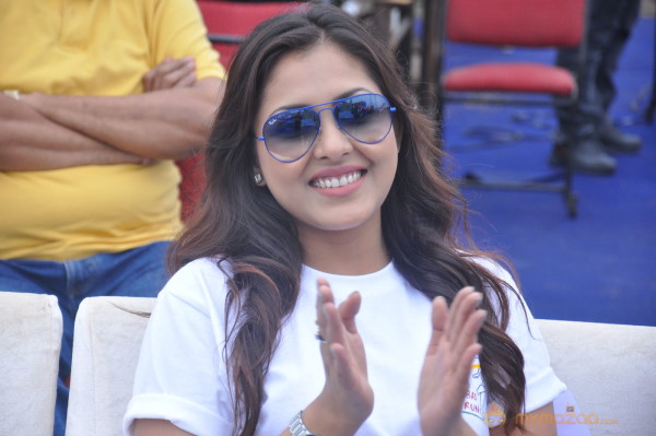 Celebs at 10 K Run Event Photos