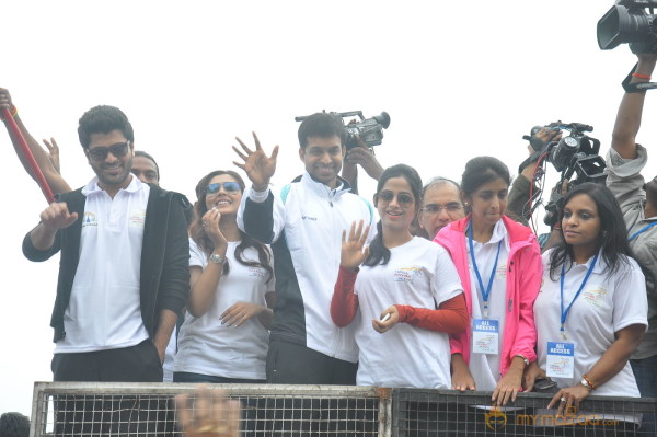 Celebs at 10 K Run Event Photos