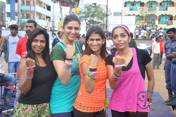 Celebs at 10 K Run Event Photos