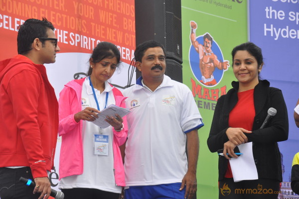 Celebs at 10 K Run Event Photos