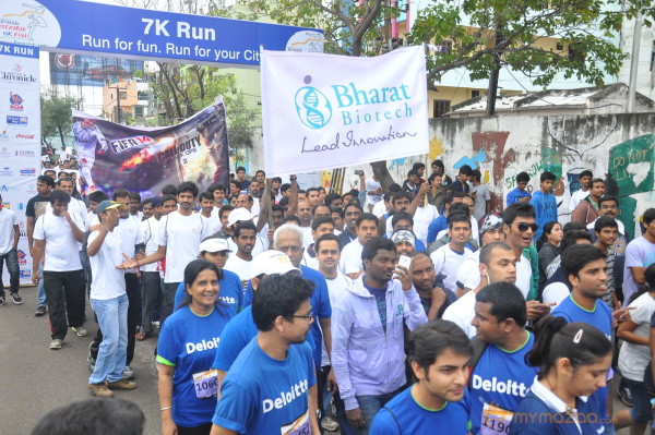 Celebs at 10 K Run Event Photos