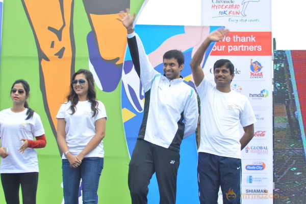 Celebs at 10 K Run Event Photos