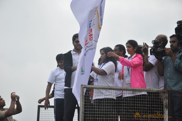 Celebs at 10 K Run Event Photos