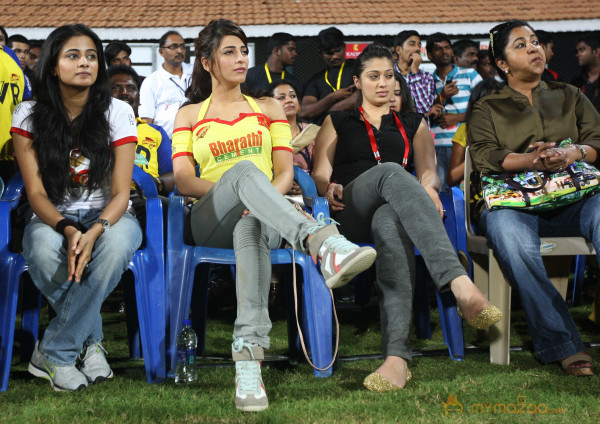 Chennai Rhinos Vs Bengal Tigers CCL 3 Match Gallery 