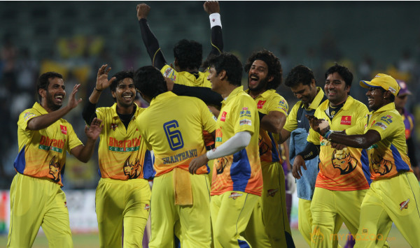 Chennai Rhinos Vs Bengal Tigers CCL 3 Match Gallery 