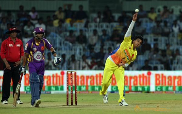 Chennai Rhinos Vs Bengal Tigers CCL 3 Match Gallery 