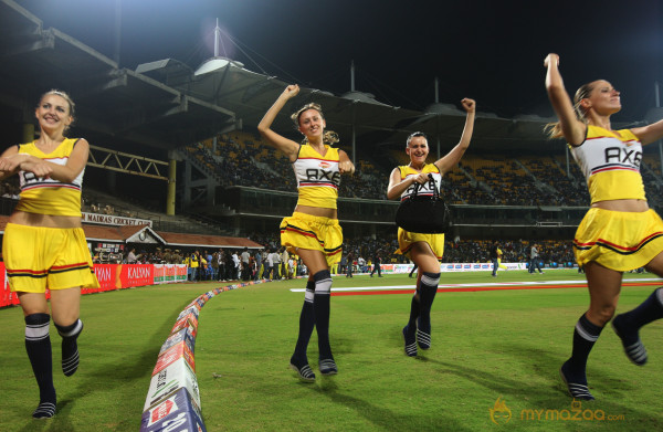 Chennai Rhinos Vs Bengal Tigers CCL 3 Match Gallery 