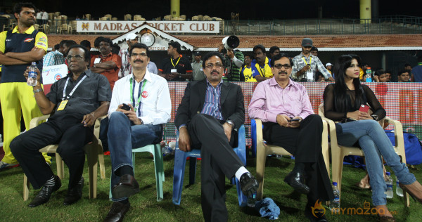 Chennai Rhinos Vs Bengal Tigers CCL 3 Match Gallery 