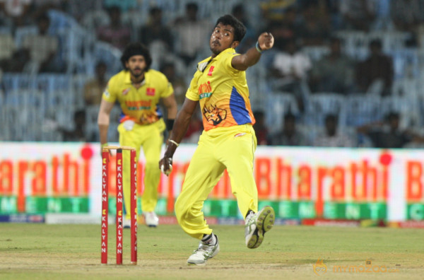 Chennai Rhinos Vs Bengal Tigers CCL 3 Match Gallery 