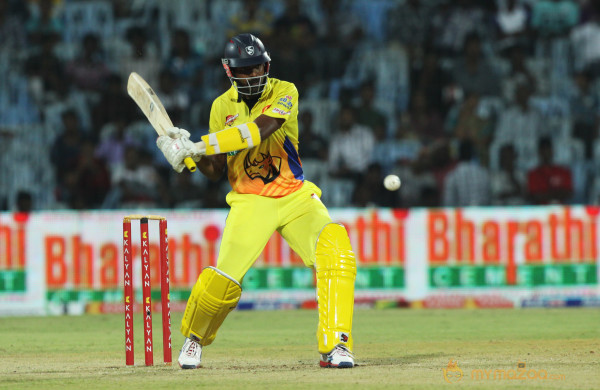 Chennai Rhinos Vs Bengal Tigers CCL 3 Match Gallery 