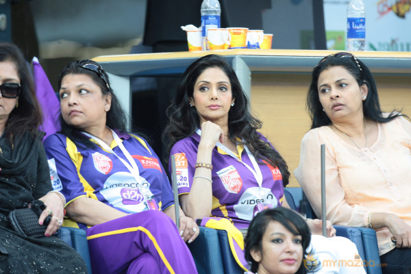  Chennai Rhinos Vs Mumbai Heroes CCL 3 Match Gallery 