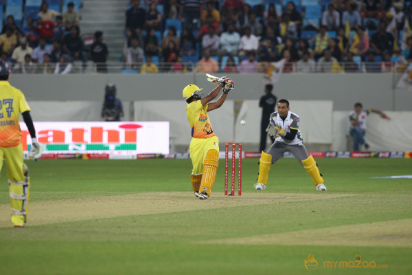  Chennai Rhinos Vs Mumbai Heroes CCL 3 Match Gallery 