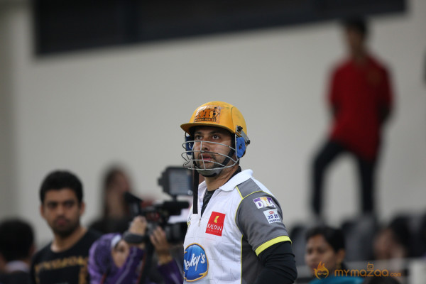  Chennai Rhinos Vs Mumbai Heroes CCL 3 Match Gallery 