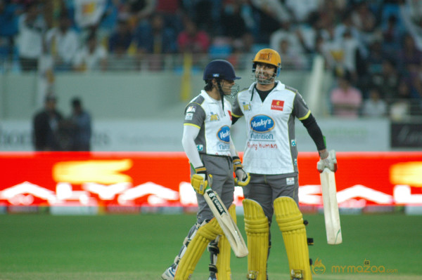  Chennai Rhinos Vs Mumbai Heroes CCL 3 Match Gallery 