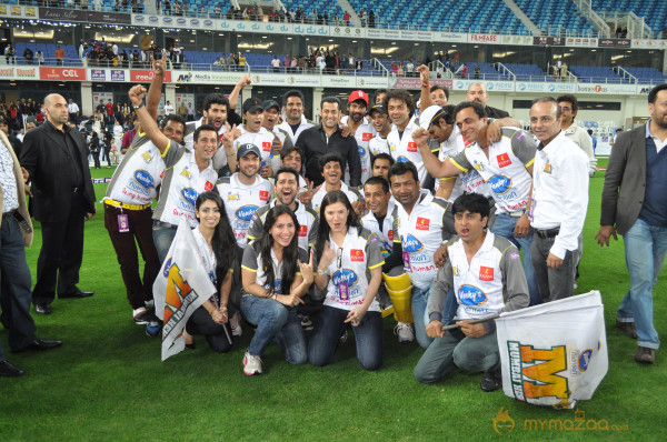  Chennai Rhinos Vs Mumbai Heroes CCL 3 Match Gallery 