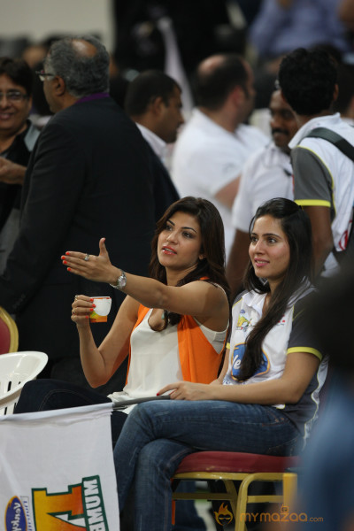  Chennai Rhinos Vs Mumbai Heroes CCL 3 Match Gallery 