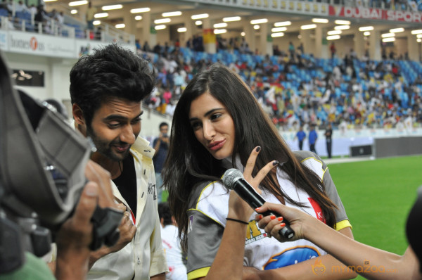  Chennai Rhinos Vs Mumbai Heroes CCL 3 Match Gallery 