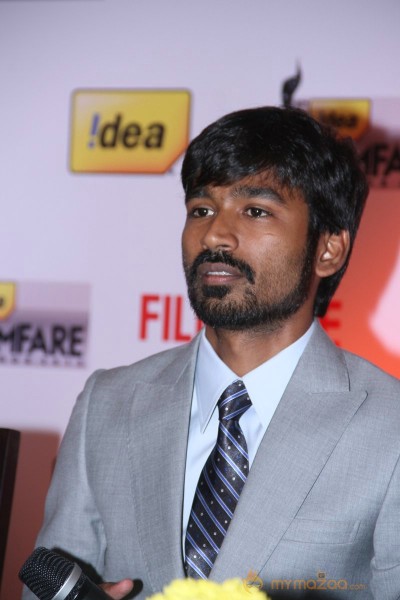 Dhanush at Filmfare  Pressmeet Photos