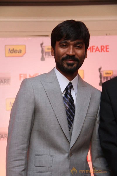 Dhanush at Filmfare  Pressmeet Photos