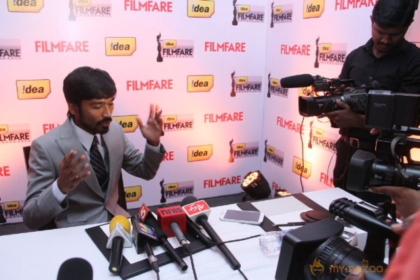 Dhanush at Filmfare  Pressmeet Photos