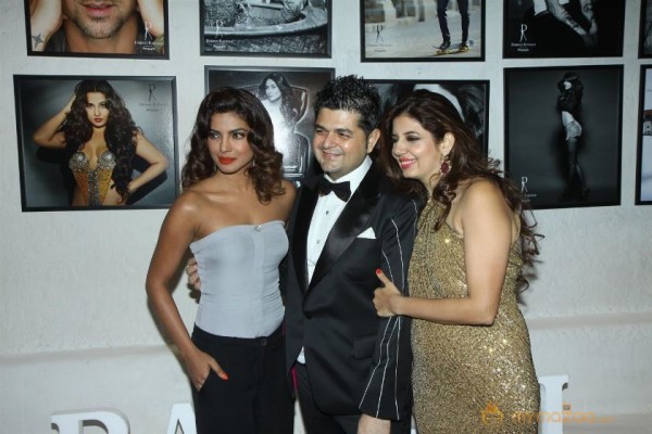 Dobboo Ratnani 2014 Calendar Launch Photos