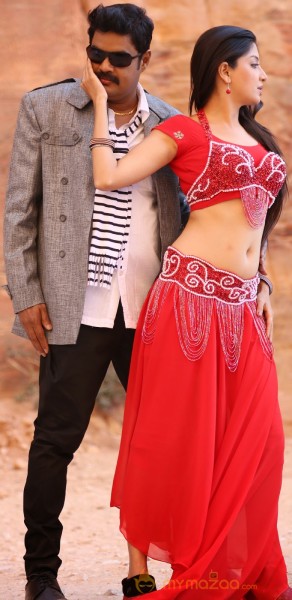 En Vazhi Thani vazhi Movie Latest Stills